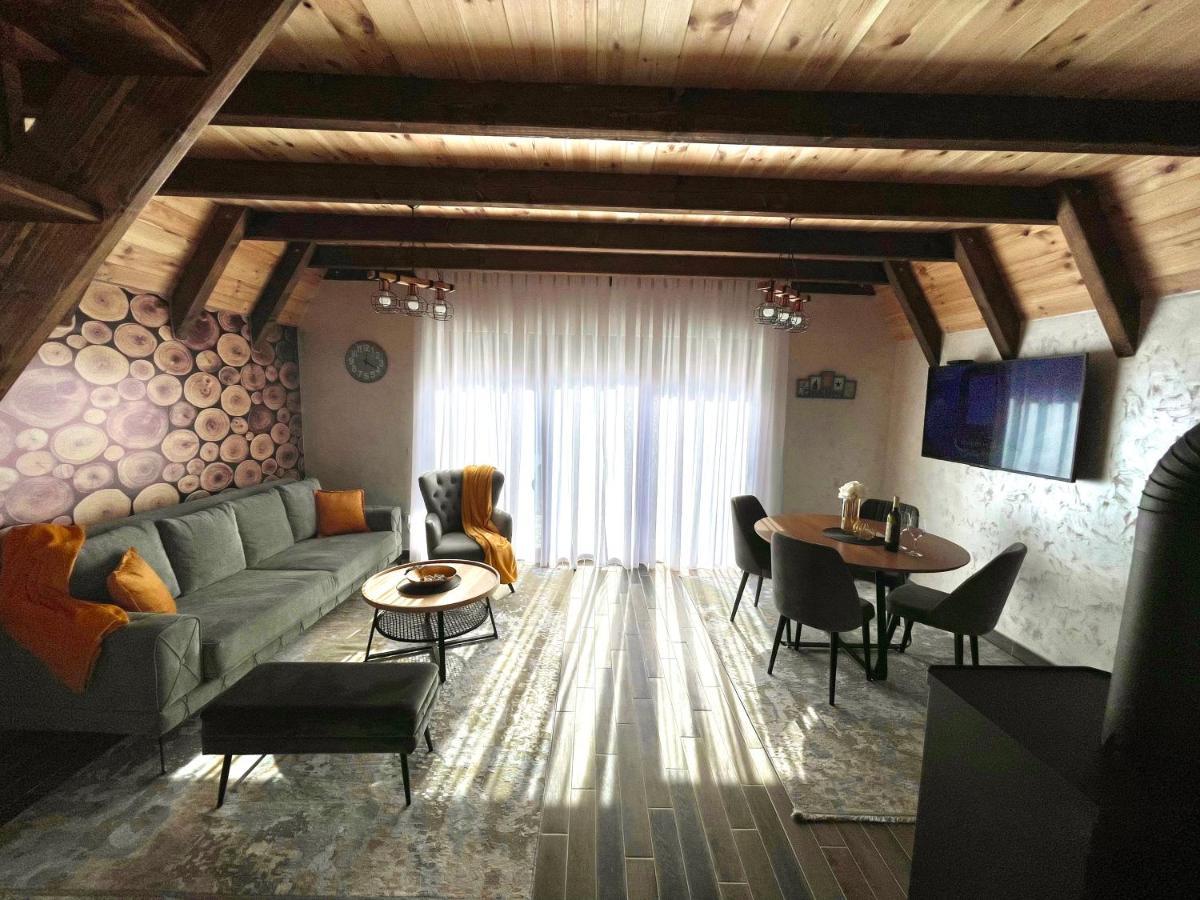 Lux Villas Zabljak エクステリア 写真